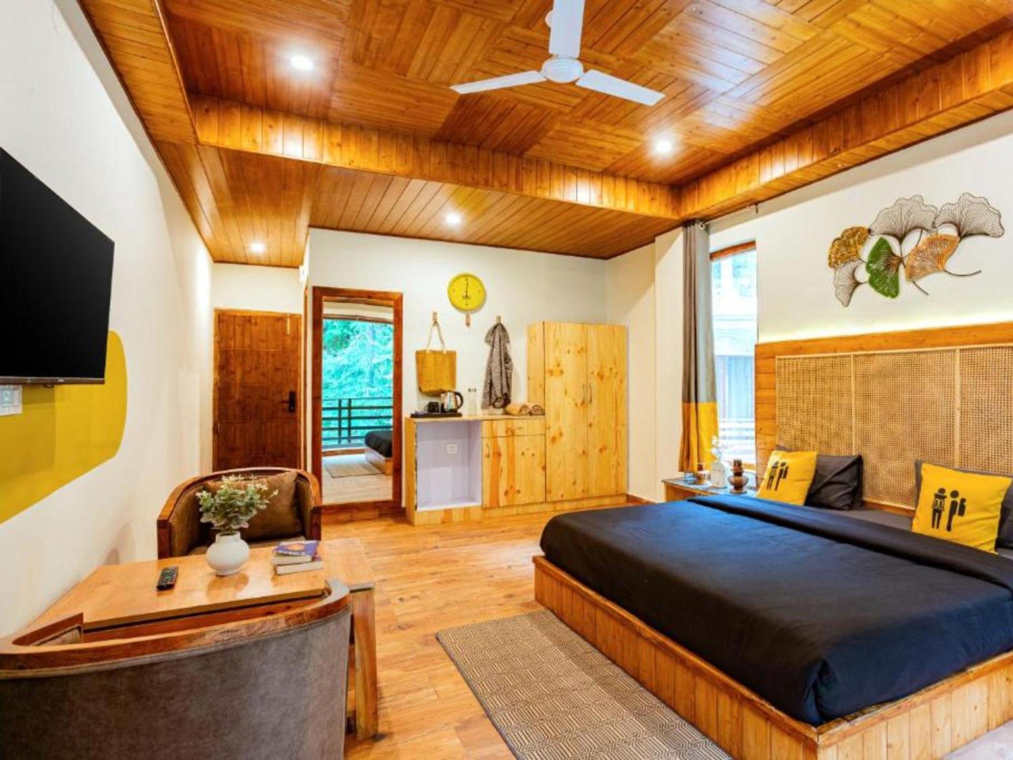 The Hosteller Kasol Rum bild